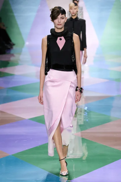 Look 7